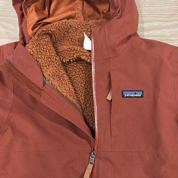 Patagonia 3-in-1 kids jacket in rust - size medium - Picture 12 of 12
